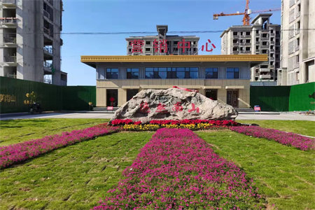 南湾高档小区，捡漏，琨御府精装修全屋地暖南北通透交通便利